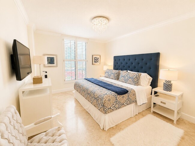 Photo - 651 Okeechobee Blvd Unit 1004