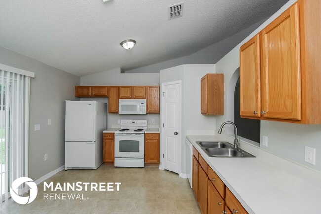 Photo - 590 Truman St SW