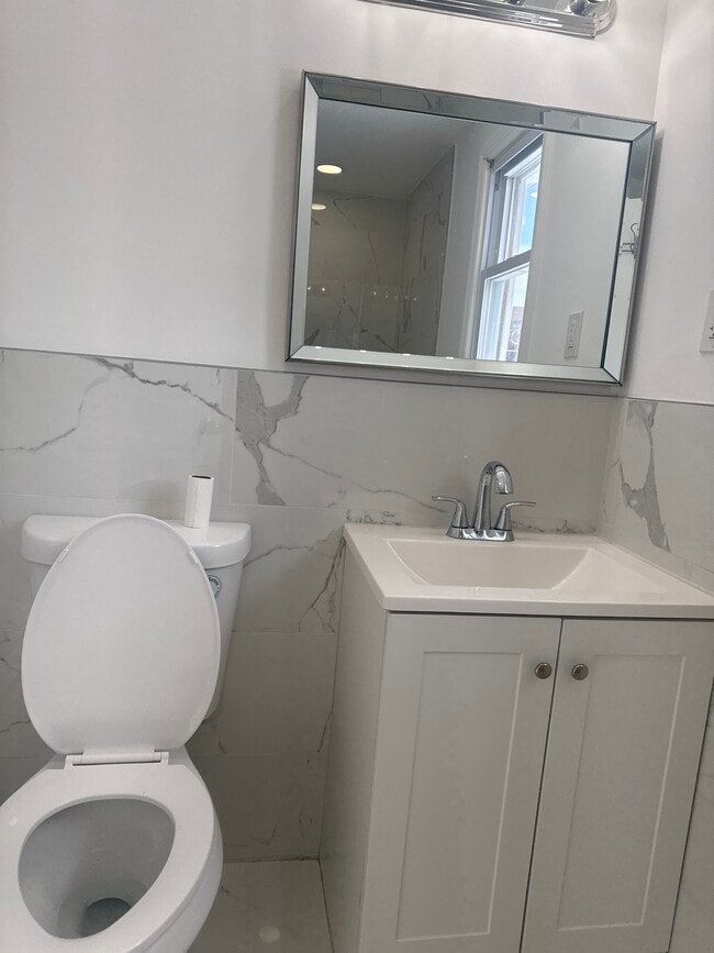 Photo - 151 Passaic St Unidad apartment