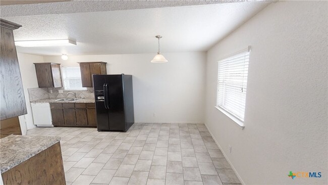 Building Photo - 3807 John Haedge Dr Rental