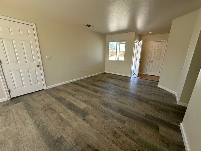 Photo - 61859 Desert Air Rd Unit A