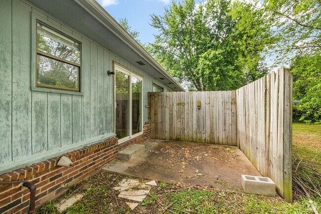 Building Photo - Convair Duplex Unit 1002 Convair St. Rental