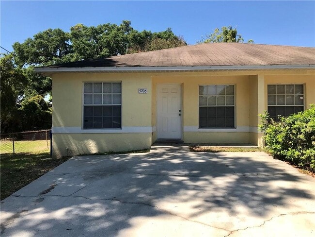 Building Photo - 5206 Lime Ave