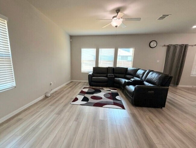 Photo - 3313 Sedge Grass Dr