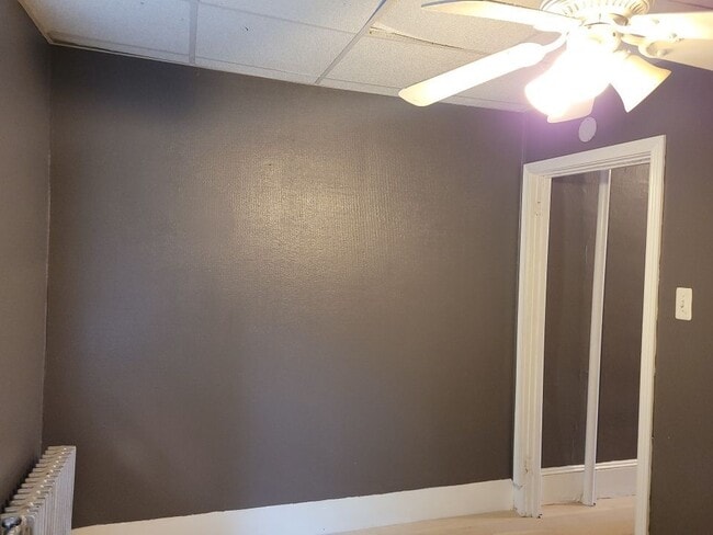 Photo - 403 E Norwegian St