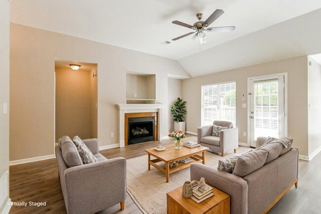 Photo - 2721 Shady Well