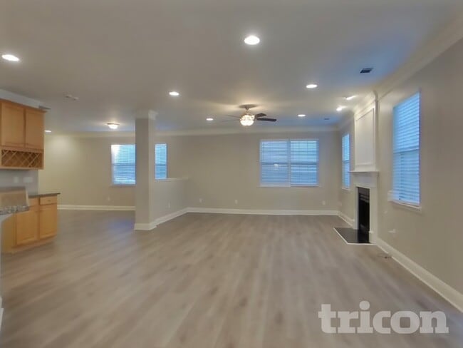 Photo - 10759 Traders Ct