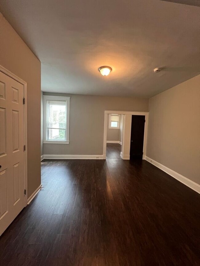 Photo - 3 Bedroom 1.5 Bathroom Townhome