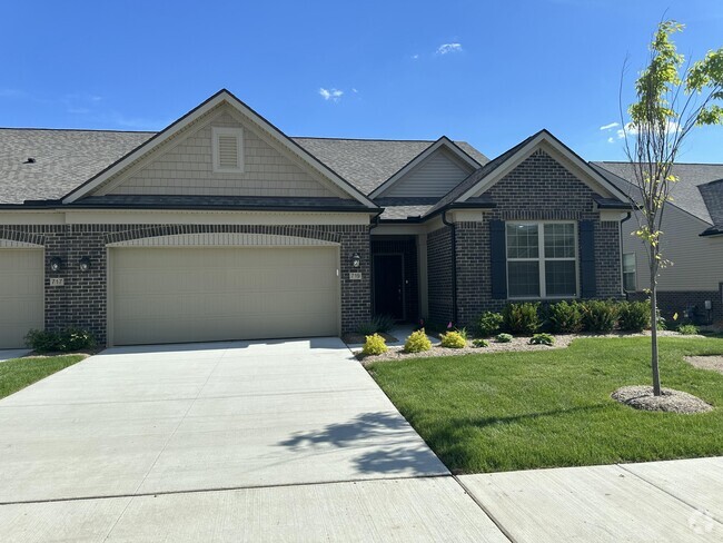 Building Photo - 719 W Spaniel Dr Rental