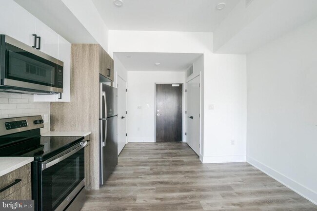 Photo - 1420 Point Breeze Ave Unit 406