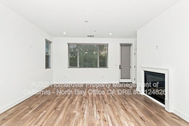 1581 Country Manor Dr