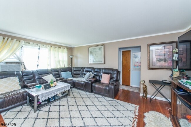 Photo - 20 Halsey Ave Unit 18