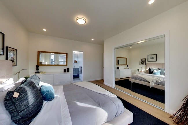 Photo - 1262 Vallejo St Unit 1260 Vallejo Street