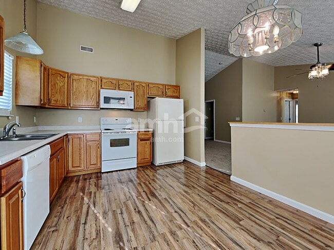 Photo - 2855 Greystoke Dr