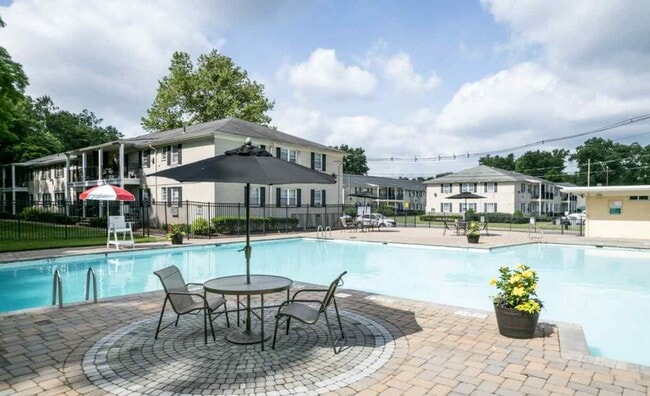 Building Photo - Queens Gardens Rental