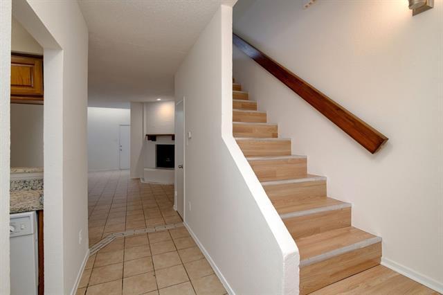 Photo - 1445 Weiler Blvd