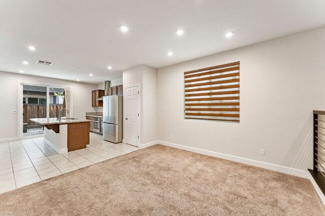 Photo - 4216 Doug Fir Ln