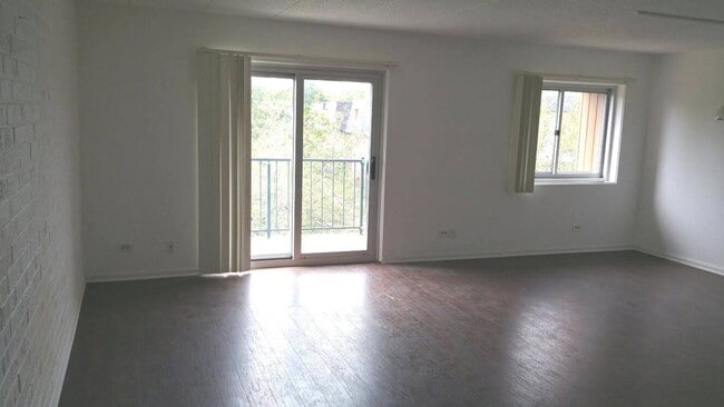 Photo - 3220 Sanders Rd