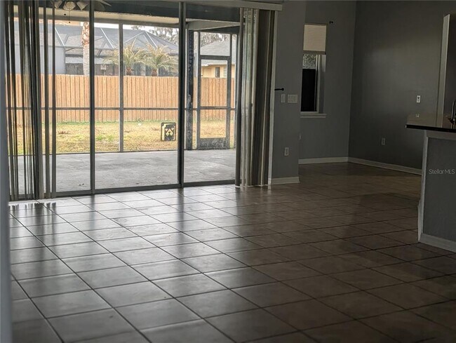 Photo - 20438 Maxim Pkwy