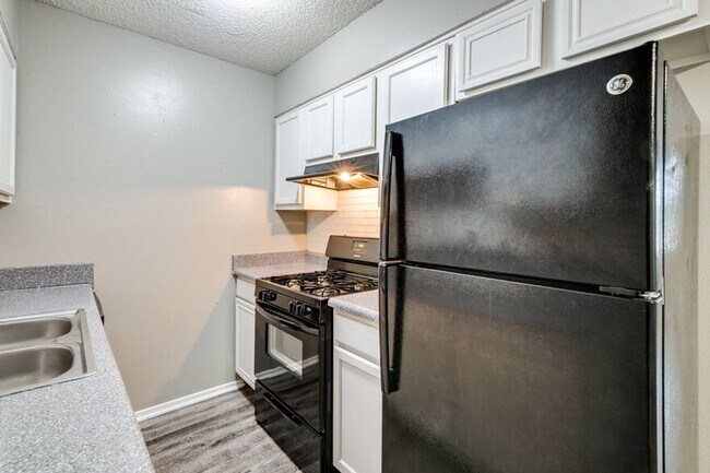 Photo - Sky Landing Apartments