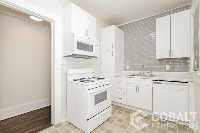 Building Photo - 741 Ponce De Leon Ct NE Rental