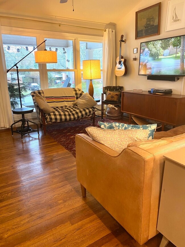 Living room - 230 Pine Needle Rd