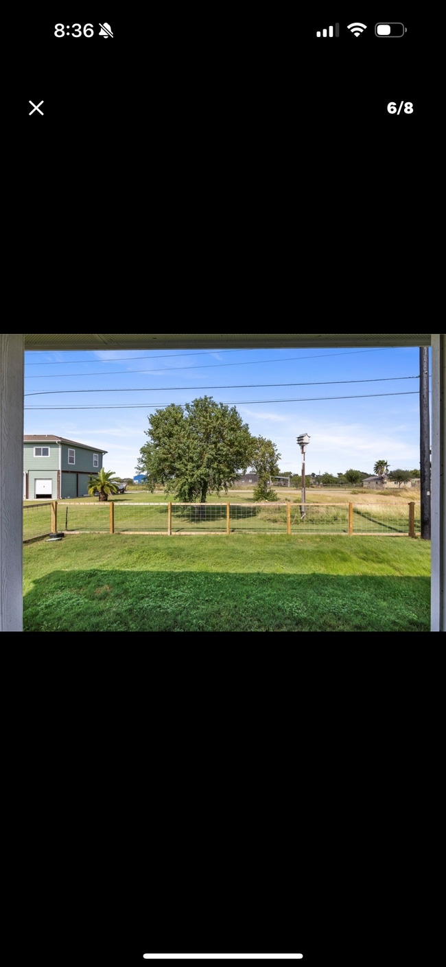 Photo - 360 Club Oak Ln