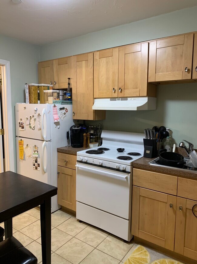 Photo - 187 Winthrop Rd