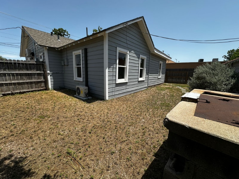 Photo - 15 N Bell St