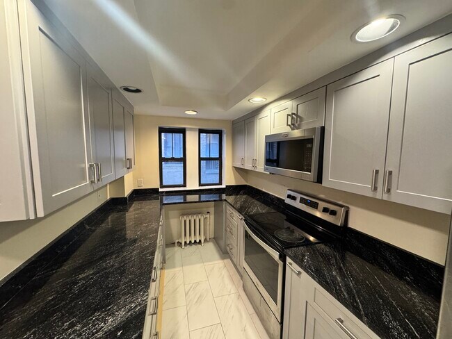 Photo - 452 Park Dr Unit 1