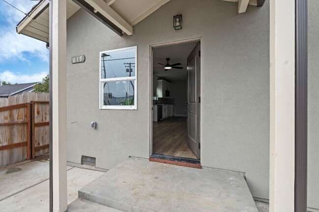 Photo - 619 S Sacramento St Unidad 619