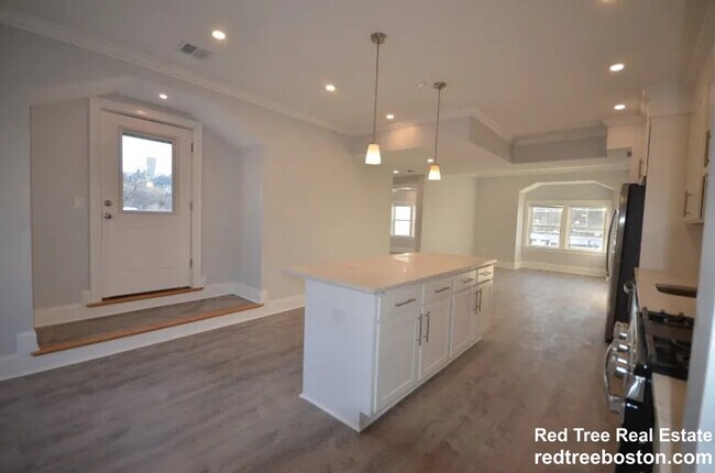 Photo - 124 Kenrick St Unit 5