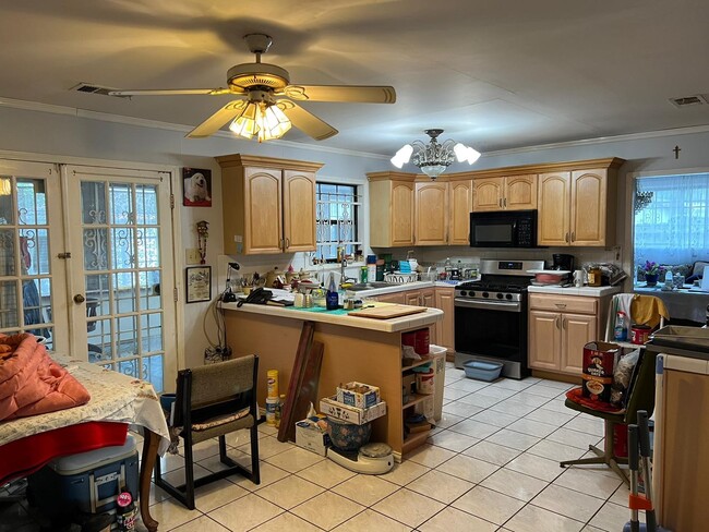 Photo - 13015 Glenda St