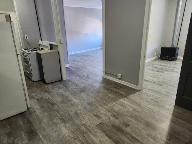 Photo - 8 E Railroad St Unit 1