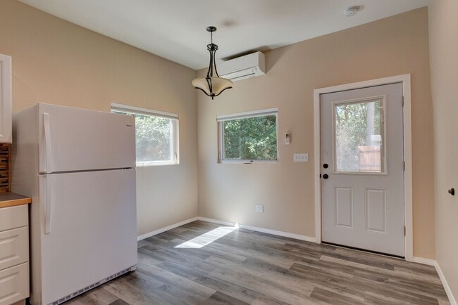 Photo - 811 W Patmore Rd Unidad Apartment