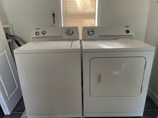 Photo - 2419 Salua Dr