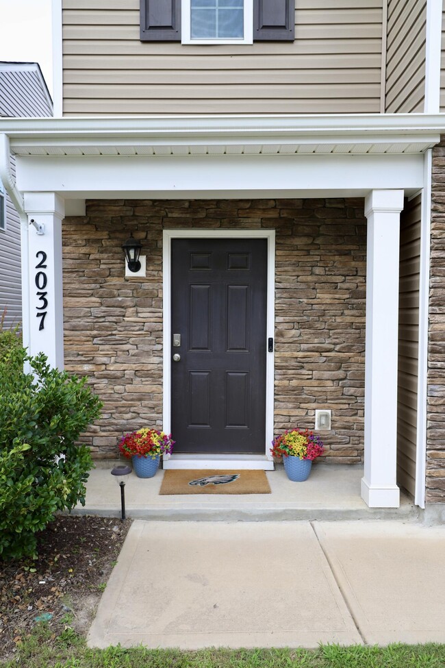 Photo - 2037 Elmridge Rd