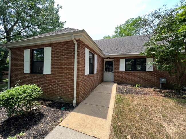 Building Photo - 4800 Lancaster Pike