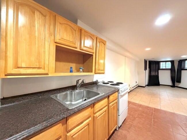 Photo - 6 Dwight St Unit #B