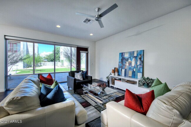 Photo - 4700 N 40th St