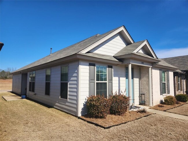 Photo - 182 Grand Park Dr