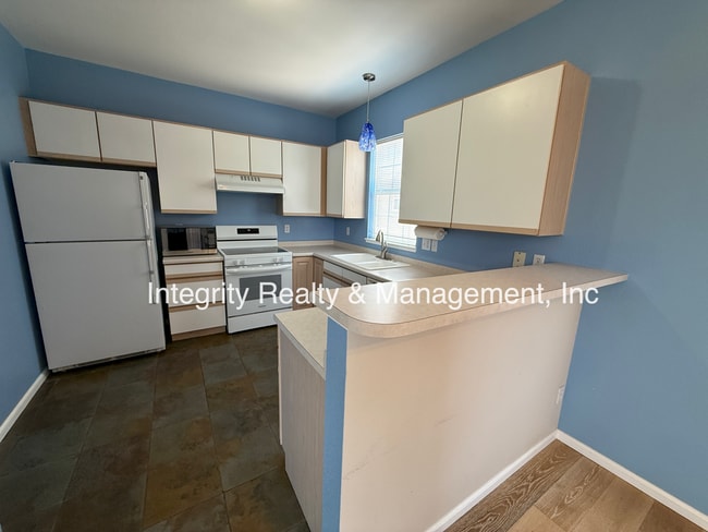 Photo - 312 W Jamison Pl