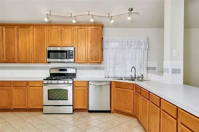 Photo - 3602 Bird House Dr