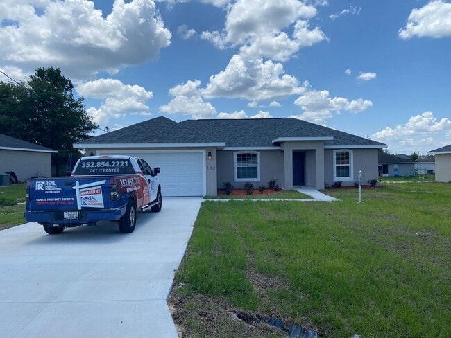 Building Photo - Desirable SE Ocala Neighborhood 3/2/2 *WON... Rental