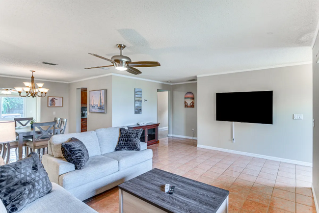 Photo - 24 Coral Reef Ct N Apartment Unit B