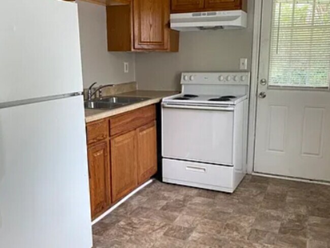 Photo - 2613 Remington St