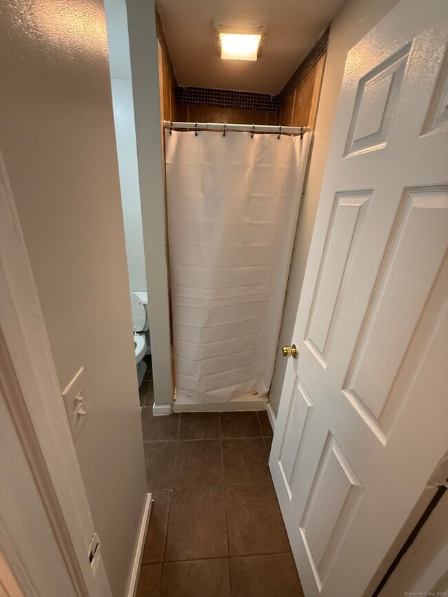 Photo - 269 Laurel Ave Unit St3