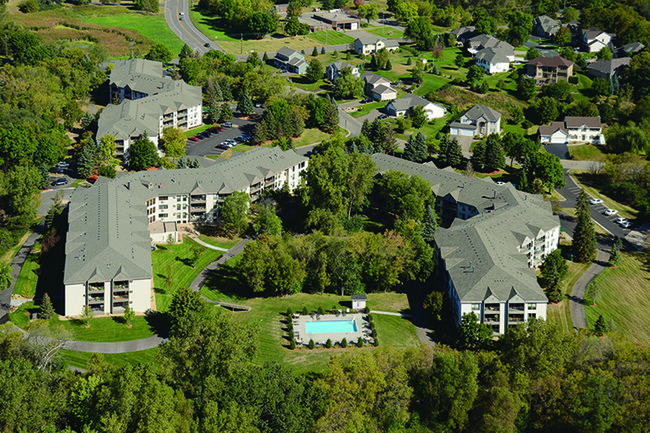 Building Photo - Parkside at Medicine Lake Rental