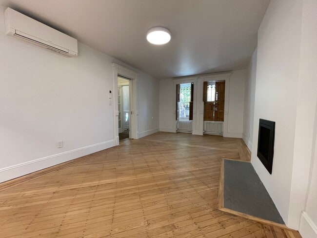 Photo - 130 Underhill Ave Unit #1