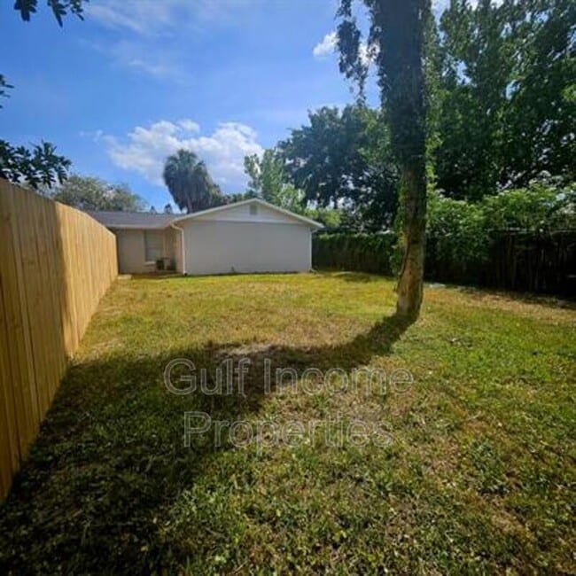 Photo - 2515 30th Ave Dr E